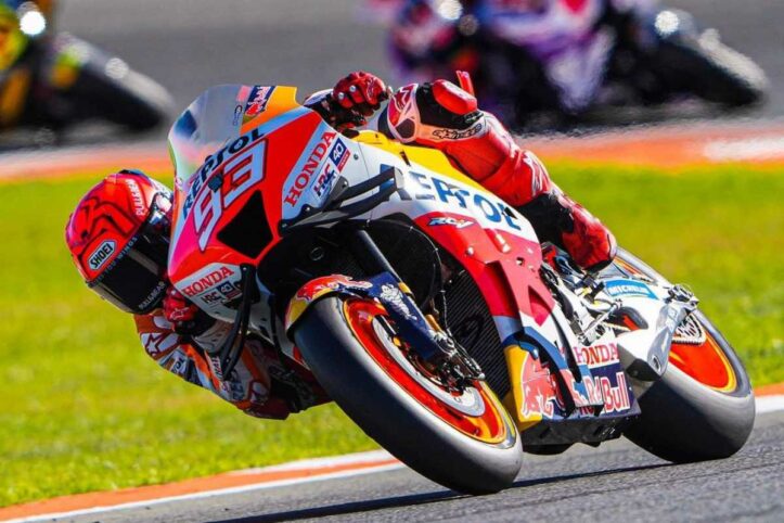 MotoGP, Marc Marquez il marziano. L’ing. Tosi: “Scrive la telemetria a mano” MotoGP, Marc Marquez