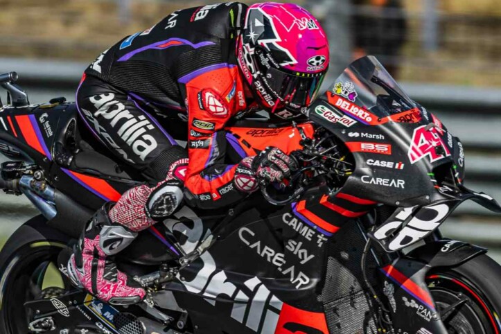 MotoGP Thailandia, Aleix Espargaro penalizzato per la pressione gomme