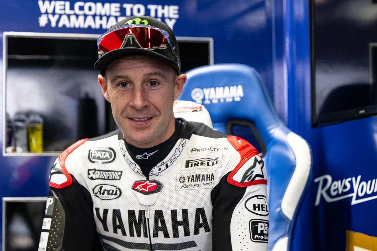 Superbike, test Jerez: Jonathan Rea felice della Yamaha R1