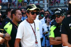 MotoGP, Valentino Rossi bacchetta Bagnaia. E su Marini-Honda...