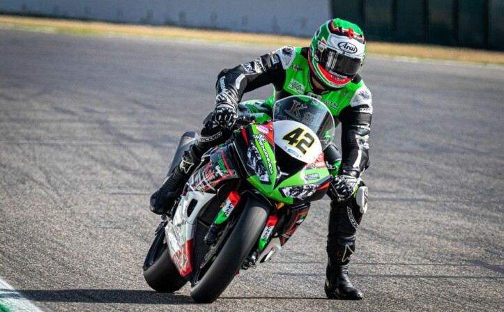 Roberto Farinelli correrà ancora con la Kawasaki Ninja ZX-6R di Black Flag Motorsport passando al CIV Supersport nel 2024