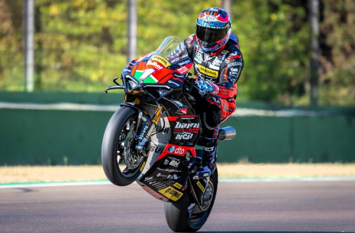 Michele Pirro conferma la sua partecipazione al CIV Superbike 2024 con il Barni Racing Team Ducati: obiettivo decimo titolo italiano